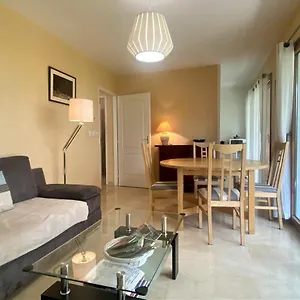 Le Gouverneur - à 5 Min Du - Terrasse&jardin - 2 Personnes Appartement